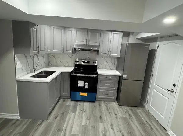 2956 Westoak Trails BLVD, Oakville, ON L6M 4S6