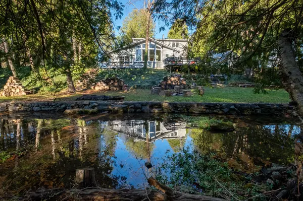 19 Front ST, South Bruce Peninsula, ON N0H 2T0