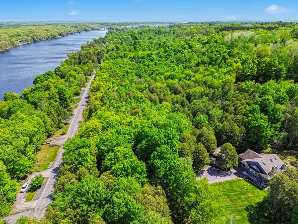 4637 Northwoods DR, Constance Bay - Dunrobin - Kilmaurs - Woodlawn, ON K0A 3M0