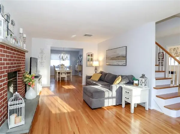 294 Chelsea ST, Richmond, NY 10307