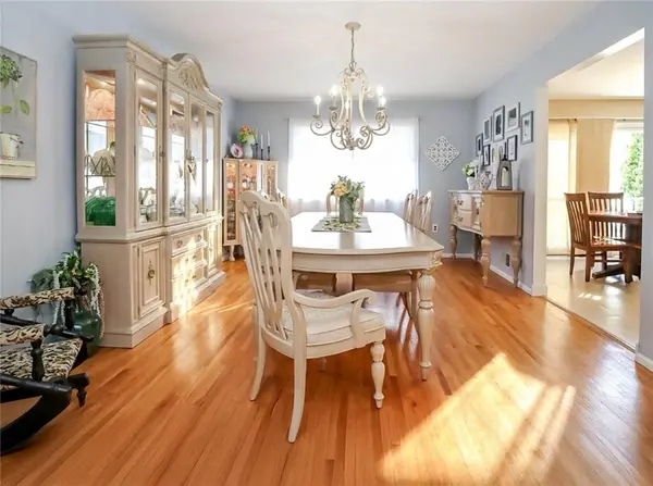 294 Chelsea ST, Richmond, NY 10307