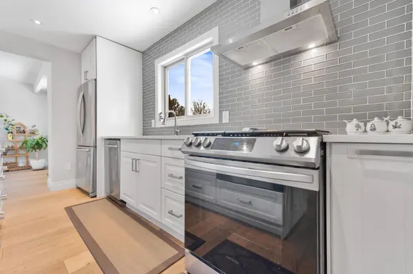 57 Calder CRES #Main, Whitby, ON L1N 6M2