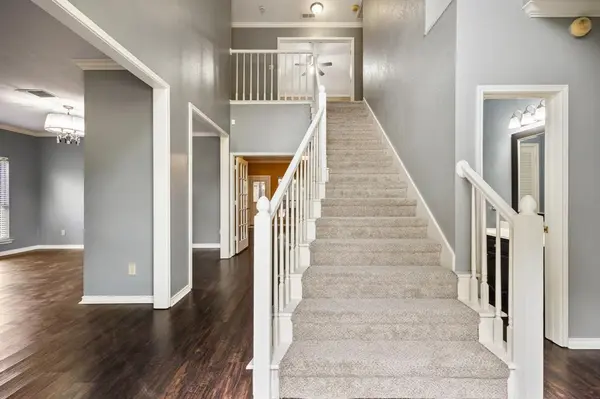9209 Chimneywood Drive, Rowlett, TX 75089
