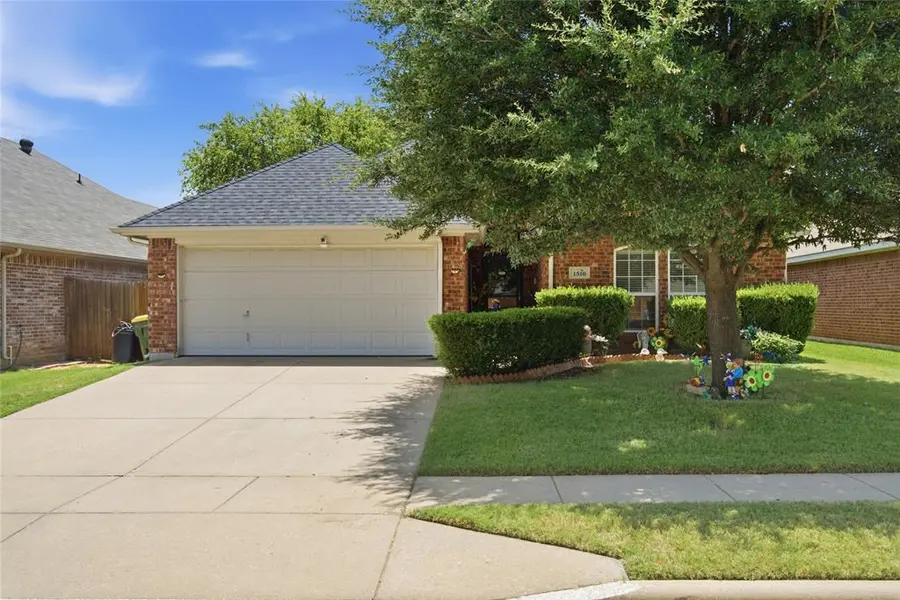 1516 Baslow Lane, Burleson, TX 76028