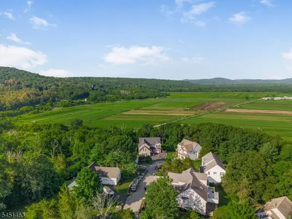 76 Canada Goose Dr, Allamuchy Twp., NJ 07840
