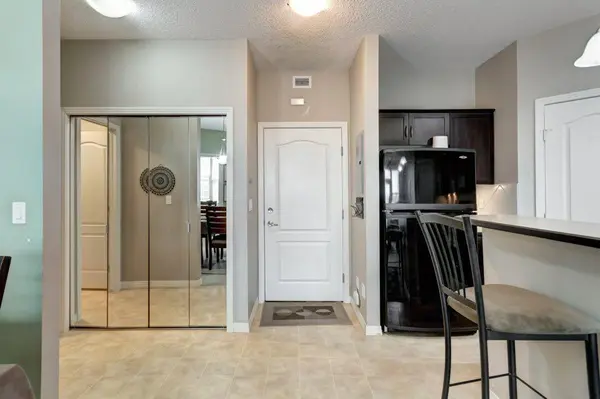1 Crystal Green #123, Okotoks, AB T1S 0C5