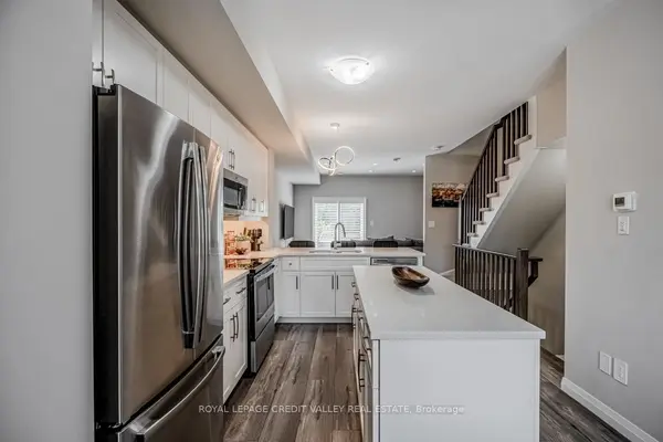 720-31 Grey ST, Brantford, ON N3S 0K2