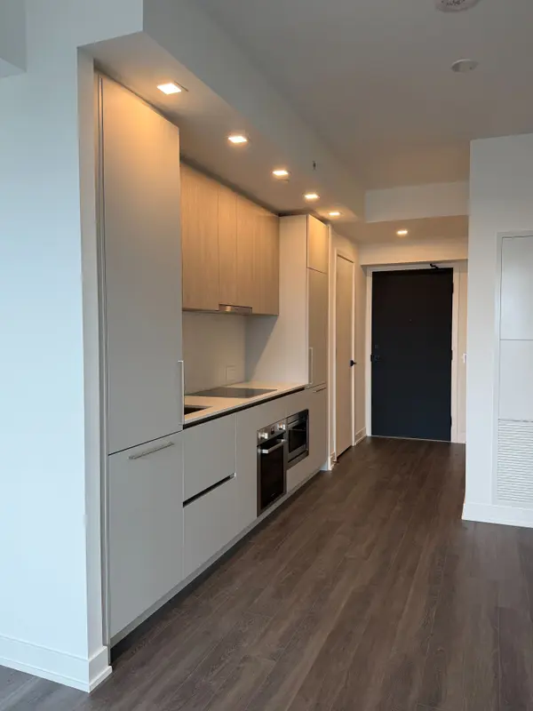609 Sherbourne ST #4401, Toronto C08, ON M4X 0A4