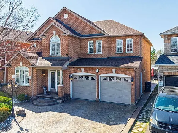 61 Woodvalley DR, Brampton, ON L7A 1Z3