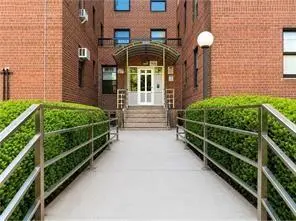 2645 Homecrest AVE #3G, Brooklyn, NY 11235