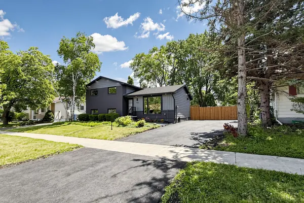 2151 Falmouth TER, Burlington, ON L7P 1Y3