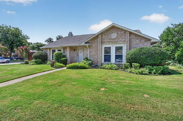 2801 Stratford Lane, Flower Mound, TX 75028