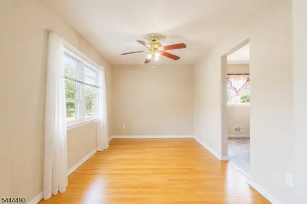 1224 Union St, Linden City, NJ 07036