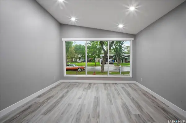 2905 GRANT ROAD, Regina, SK S4S 5G3
