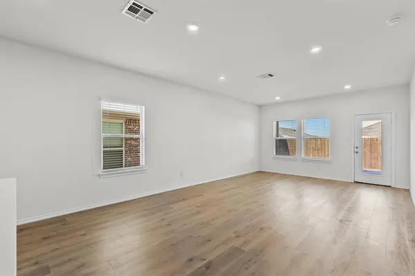 809 Trough Street, Royse City, TX 75189