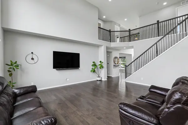 4146 Newgard DR, Orion Charter Twp, MI 48359