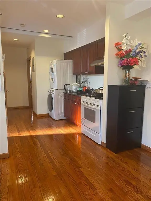 2543 West 16th ST #1A, Brooklyn, NY 11214