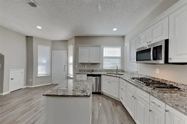 5305 Rio Bravo Drive, Arlington, TX 76017