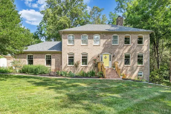 209 Quail Ridge DR, Forest, VA 24551
