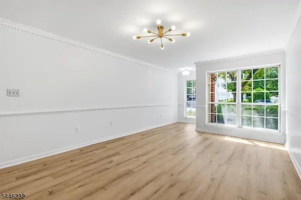 55 Heritage Ct, Montville Twp., NJ 07082