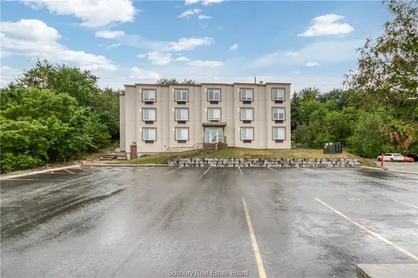 1755 Regent ST #302, Greater Sudbury, ON P3E3Z7