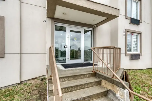 1755 Regent ST #302, Greater Sudbury, ON P3E3Z7