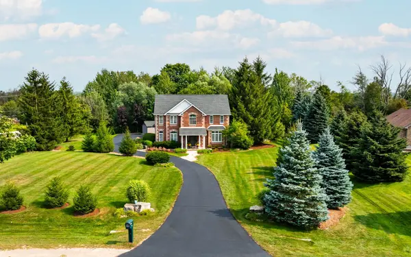 44 Woodland DR, East Garafraxa, ON L9W 6B7