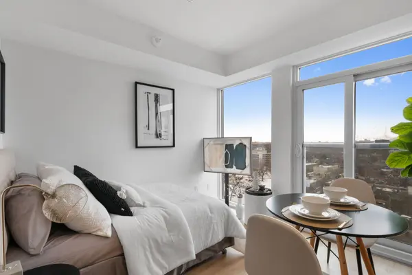 319 Jarvis ST #1612, Toronto C08, ON M5B 0C8