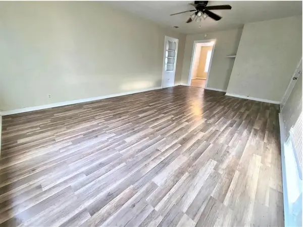 4504 Stonewall Street, Greenville, TX 75401