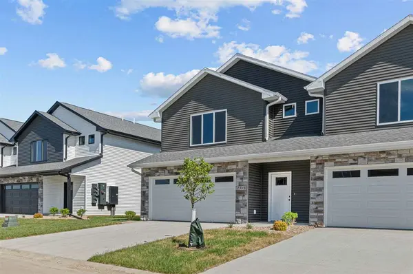2308 Water Tower Place, North Liberty, IA 52317
