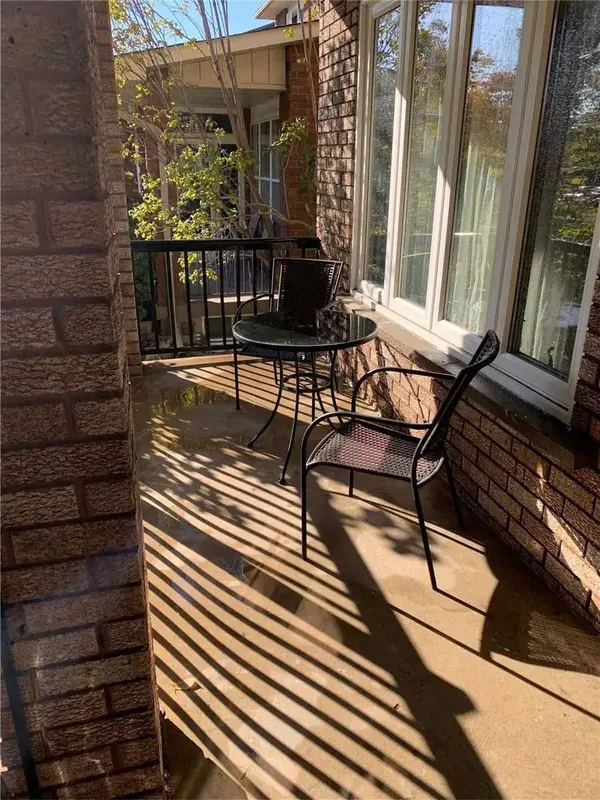 122 Torii ST, Vaughan, ON L4L 5L5