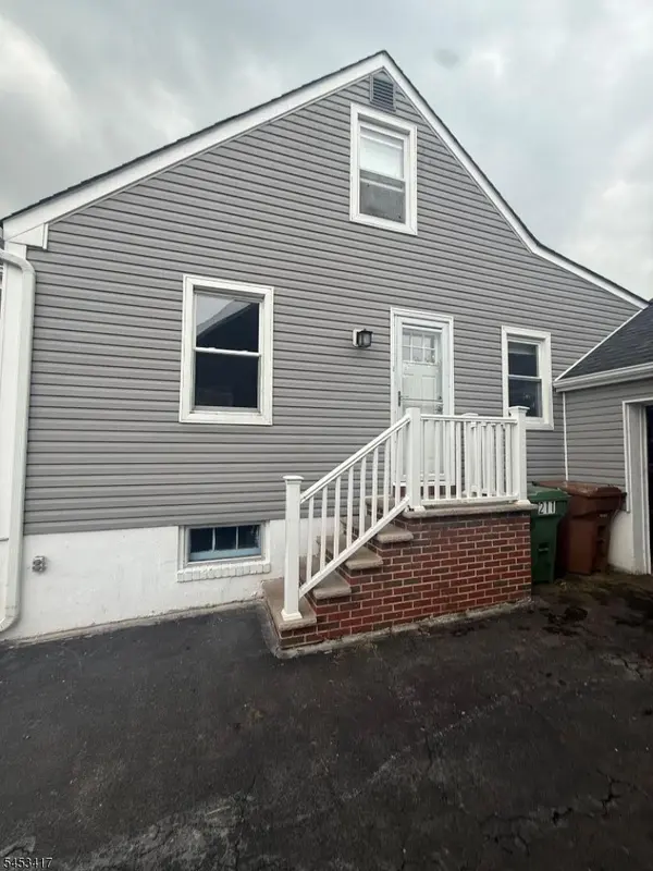211 Bradford Ave, Linden City, NJ 07036