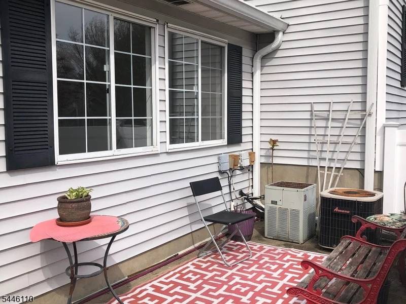 25 Kensington, Bedminster Twp., NJ 07921