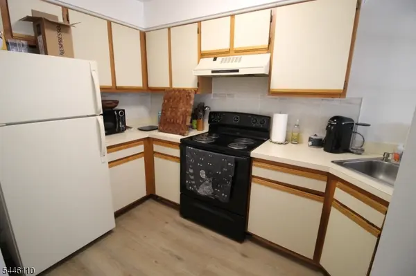 25 Kensington, Bedminster Twp., NJ 07921