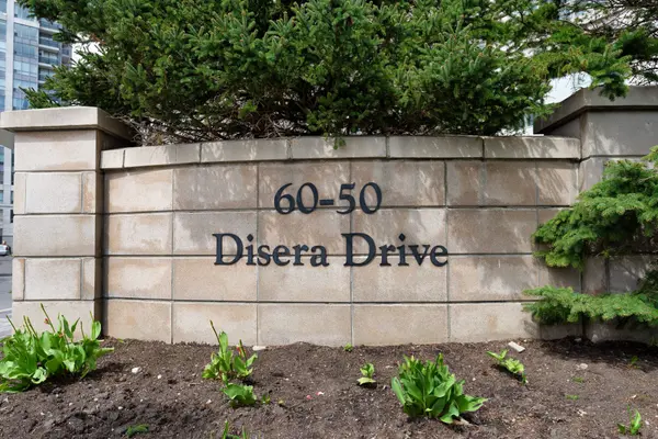 50 Disera DR #215, Vaughan, ON L4J 9E9