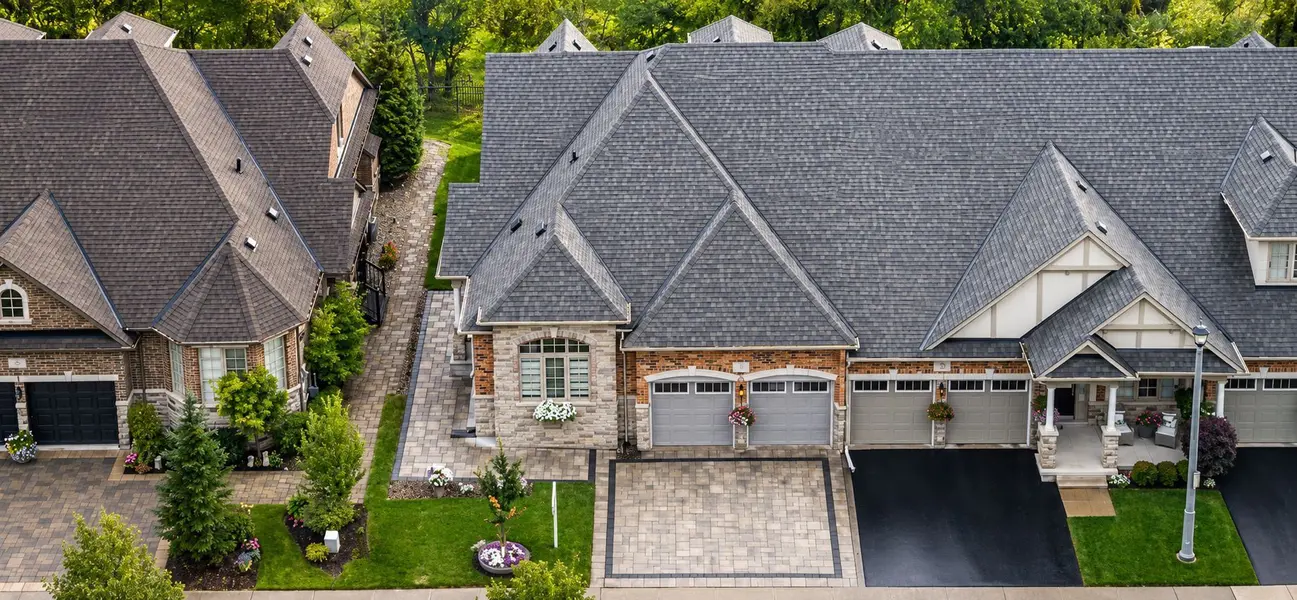3353 Liptay AVE #17, Oakville, ON L6M 0M6