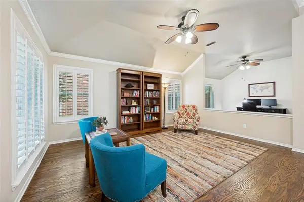 2119 Shumard Oak Lane, Irving, TX 75063