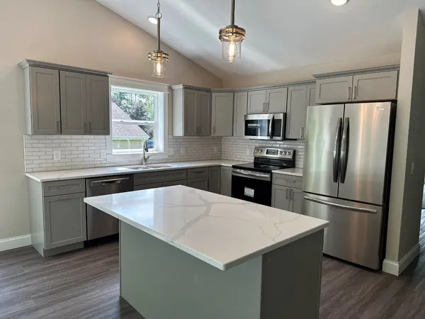 200 Heritage Park PL, Garfield Twp, MI 49685