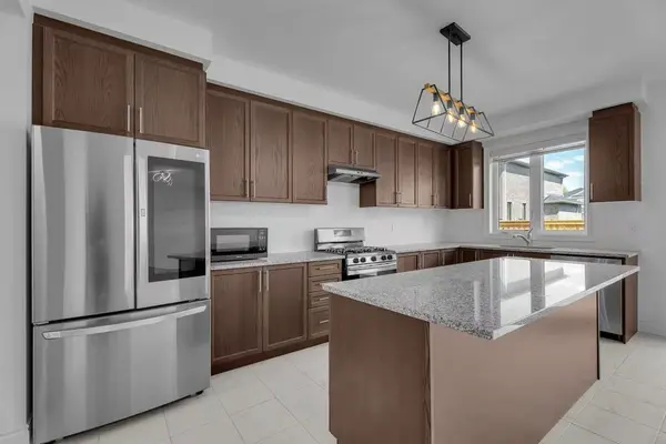 47 Autumn DR, Wasaga Beach, ON L9Z 0K7