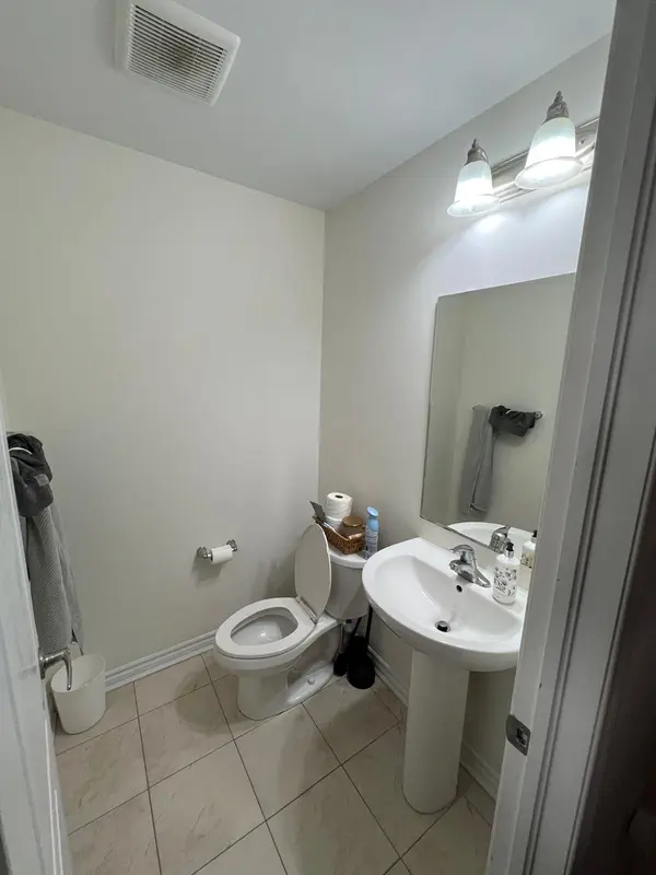 285 Casson PT, Milton, ON L9E 0A1