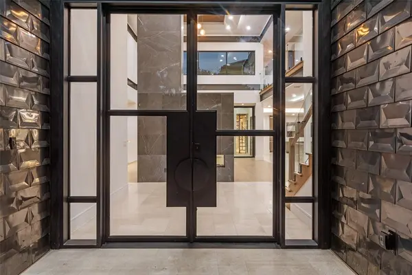 7138 Azalea Lane, Dallas, TX 75230