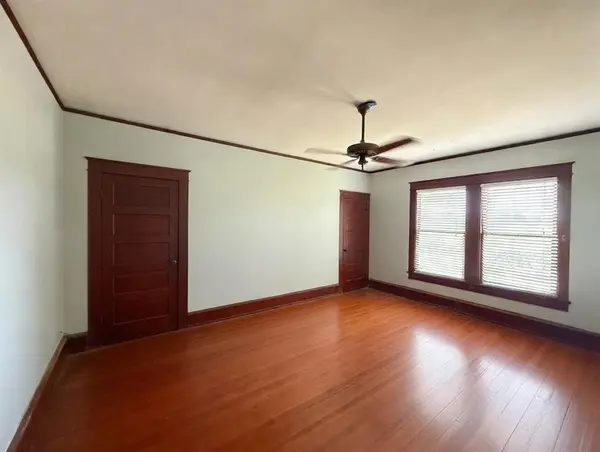 2749 Mcgregor South Loop, Mcgregor, TX 76657