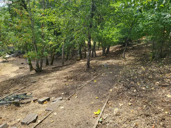0 Dellwood DR, Eugene, OR 97405