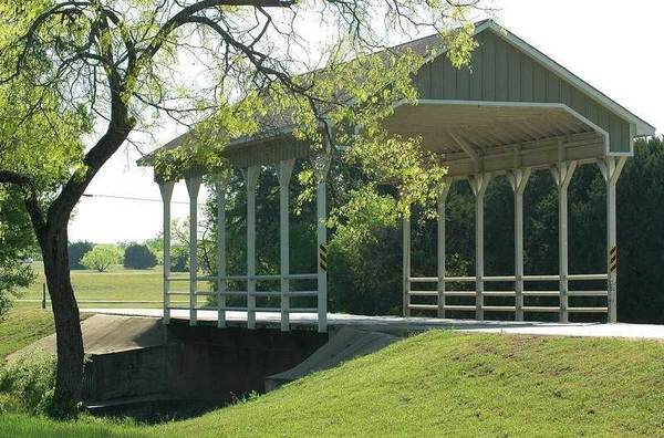 5043 Horseshoe Drive, Whitney, TX 76692