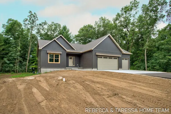 6007 Savannah WAY #34, Egelston Twp, MI 49442