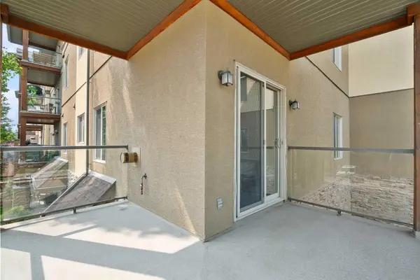 92 Crystal Shores RD #4203, Okotoks, AB T1S 2N2