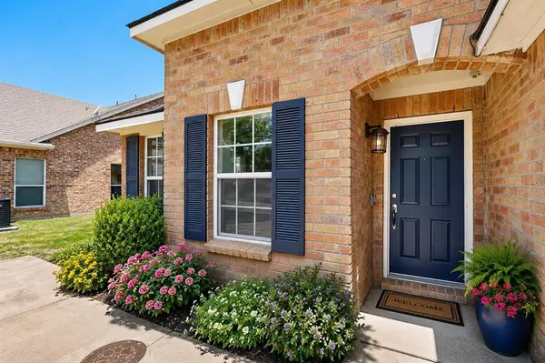 109 Harvest Hill Lane, Red Oak, TX 75154