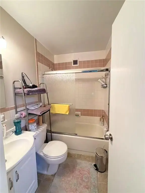175 Zoe ST #6S, Staten Island, NY 10305