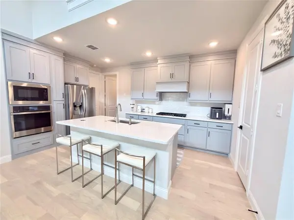 5408 Crosstrees Street, Rowlett, TX 75088