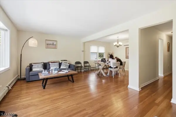 40 Ocean St #2, Millburn Twp., NJ 07041